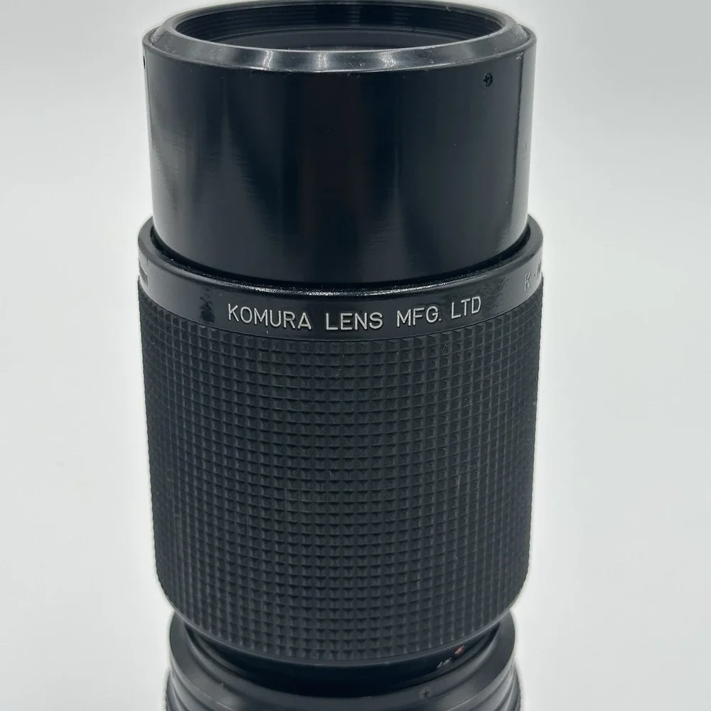 KOMURA KOMURANON 820 ZOOM LENS 1:45  f=80~200 mm